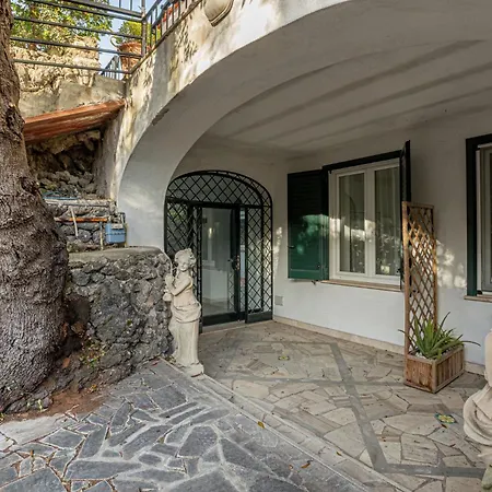 Del Pozzo דירה *